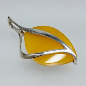 Silver Pendant made from of Natural Honey Baltic Amber ,Bernstein Butterscotch Pendant,Amber Jewelry,Silver and Amber ,Jewelry Gift