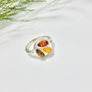 Multicolor Baltic Amber Ring,Women Amber Ring,Bernsein,Silver and Amber,Gemstone Jewelry,Souvenir Amber Stone, Everyday Women Ring,Jewellery