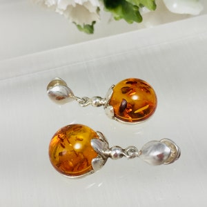 Dangle Baltic Amber Earrings,Classic Amber Earrings,Amber and Silver Earrings ,Bernstein ,Statement Amber Earrings,Amber Jewelry,Amber Stone