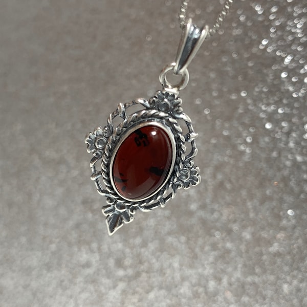 Colgante de ámbar báltico, piedra de ámbar, collar de ámbar, colgante de ámbar clásico, Bernstein, joyería de ámbar estilo vintage, regalo de ámbar, ámbar y plata.