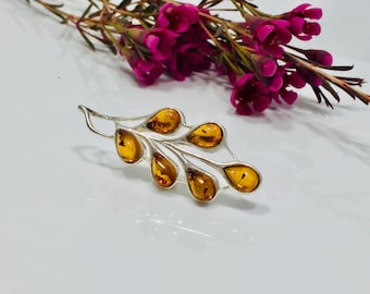 Baltic Amber Jewelry,Bernstein,Teardrop Amber Stone Necklace,Leaf Silver and Amber Pendant ,Everyday Amber Pendant,Women Amber Jewelry,Gift