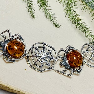 Baltic Amber Bracelet,Amber Animals,Spider Amber Bracelet,Unique Amber Jewelry,Bernstein,Spider Jewelry,Amber Gift,Jewellery,Silver Spider