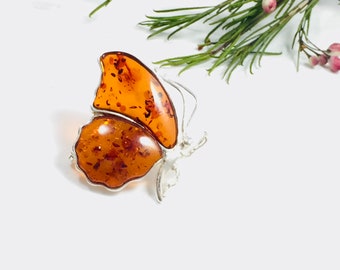 Elegant Amber Brooch ,Butterfly Amber Brooch ,Amber and Silver Jewelry,Bernstein Butterfly Brooch,Bernstein Jewelry, Amber and Silver  Gift