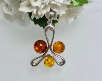 Round Amber Multi-Color Pendant,Silver and Amber Pendant,Bernstein Pendant,Amber Jewelry,Bernstein Jewelry,Amber Gift,Amber Stone Pendant
