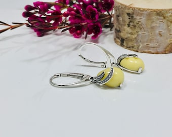 Yellow Baltic Amber Earrings,Bernstein,Women Amber Jewelry,Drop Silver and Amber Earrings,Milky Amber Stone Jewelry,Souvenir Amber Stone
