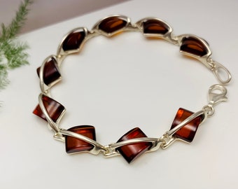 Baltic Amber Bracelet,Square Amber Bracelet,Silver Bracelet,Amber and Silver Jewelry,Bernstein,Red Amber Bracelet,Amber Stone,Elegant Gift