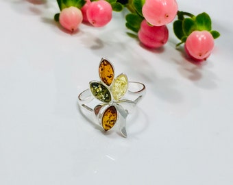 Multi Amber Stone Ring, Women's Amber Ring, Silver and Amber Ring, Genuine Amber Jewelry, Amber Stone Souvenir, Floral Style Silver Ring