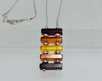 Collier en ambre de la Baltique, Bernstein, Bijoux en ambre, Pierre d'ambre, Cadeau en ambre, Bijoux en ambre uniques, Bijoux en ambre modernes,