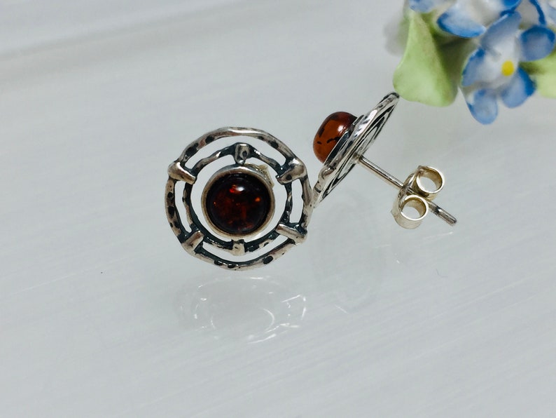 Stud Baltic Amber Earrings,Round Amber Earrings,Amber and Silver Jewelry,Bernstein Stud Earrings,Small Amber Earrings,Bernstein Jewelry,Gift