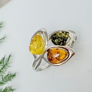 Baltic Amber Ring,Amber Stone,Bernstein,Silver Ring,Multicolor Amber Ring,Modern Amber Ring,Amber Jewelry,Amber with Silver,Dainty Ring,Gift