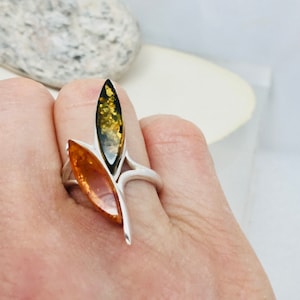 Baltic Amber Ring,Green Amber Ring,Bernstein,Amber Stone,Unique Amber Ring,Silver Ring,Amber and Silver Jewelry,Big Marquise Amber Ring,Gift