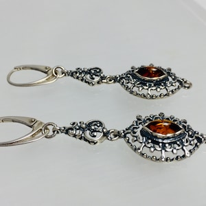 Dangle Amber Earrings,Silver Earrings  with Natural Baltic Amber,Bernstein Earrings,Classic Cognac Amber Earrings,Bernstein Jewelry,Gift