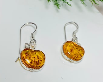 Baltic Amber Earrings,Green Amber Stone Apple Earrings,Small Drop Earrings,Bernstein,Amber Jewelry,Everyday Earrings,Amber Gift,Silver Apple