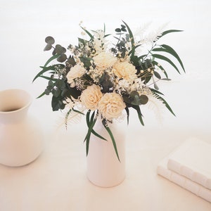 Ivory preserved & sola bouquet