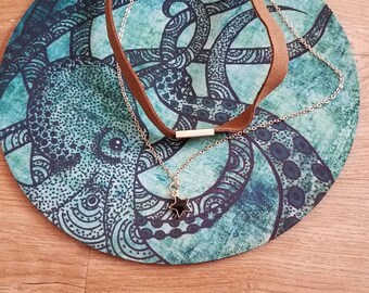 brown choker w/gold chain & black dangling star