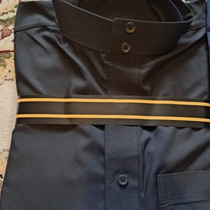 I.Elegant Designer Thobes in different colors for Islamic Muslim men&#39;s wear - Arabic middle Eastern religious men prayer robes - men thobe