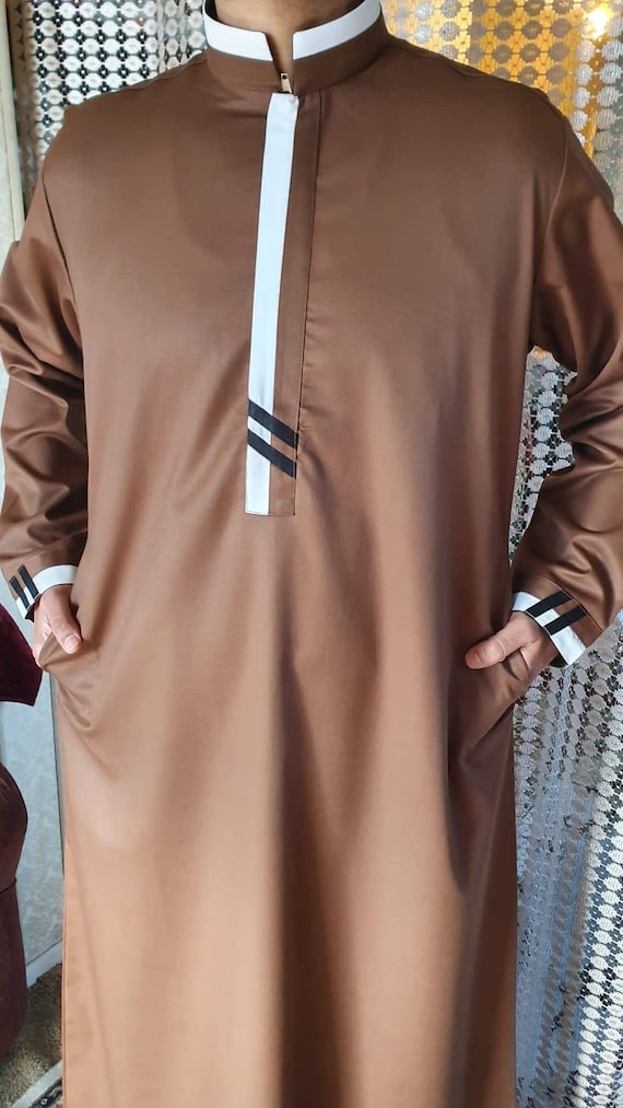 Ielegant Designers Men's Thobe Islamic Muslim Arabic Men Wear Hoodie  Thobes, Middle East Muslim Clothing Jubbah, Kaftan Religious Men Outfit 