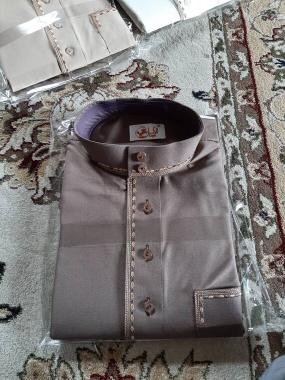 Arab thobe hotsell pattern