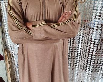 Thobes, Thobe, hooded Designer thobe, Arabic dress, Islamic clothing, hoodie thobes, Middle East, Men Wear, Jubbah, kaftan, Men thobes