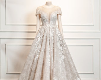 Luxury Ball Gown Wedding Dress with Lace, Luxury Lace Wedding Dress, Ball Gown Bridal Dress, Custom Wedding Dress / Dress 48