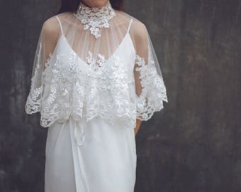 SALE / Size 0-2/ Lace Bridal Cape, Lace Wedding Cape, Bridal Cover Up, Lace Bridal Bolero, Bridal Bolero / "Cape 107"