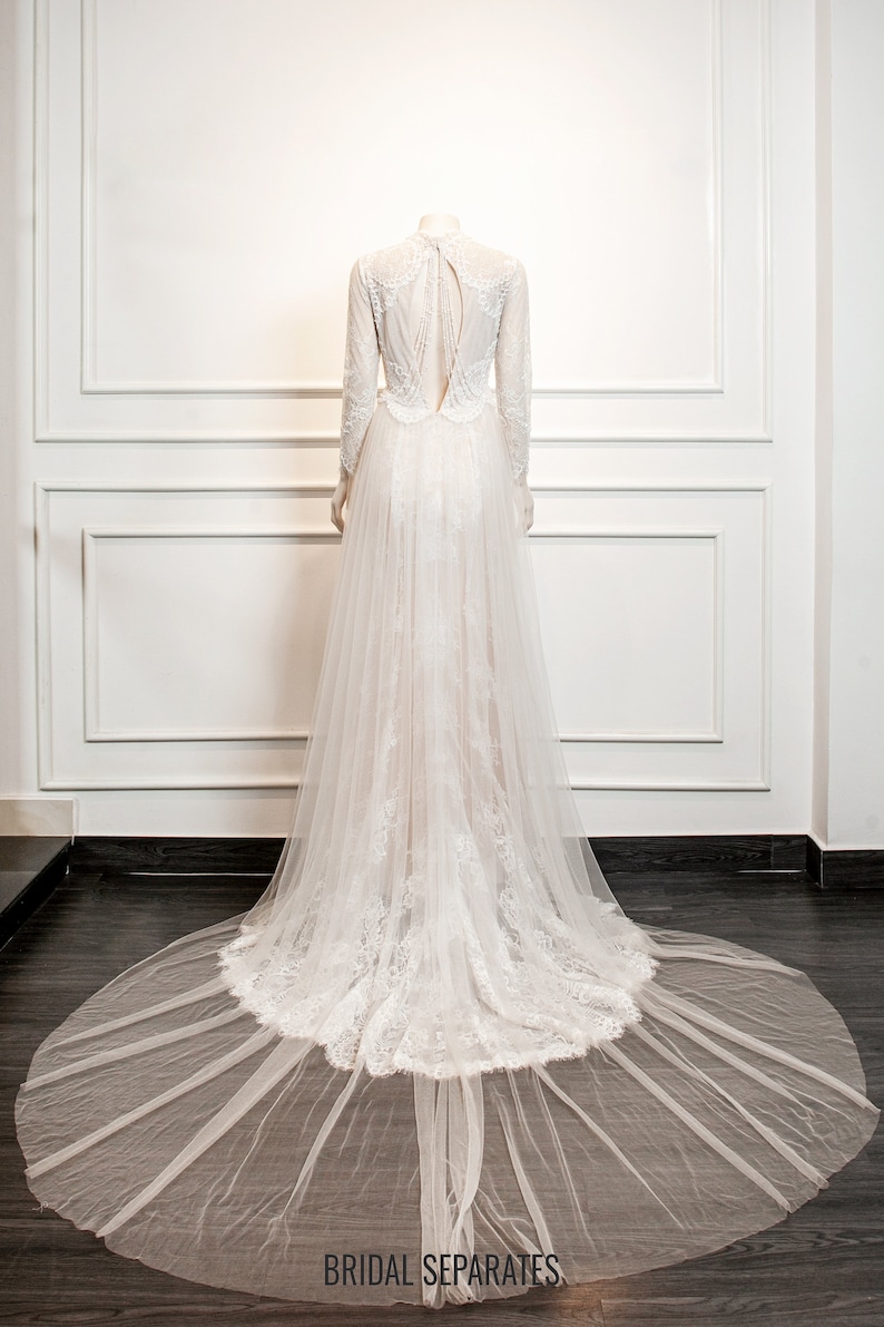 see through lace dress Sexy Backless Beach Wedding Dresses – ROYCEBRIDAL Size:L - UK Womens Size 12 Amazon.com: Vibe & Dine upload-20241021