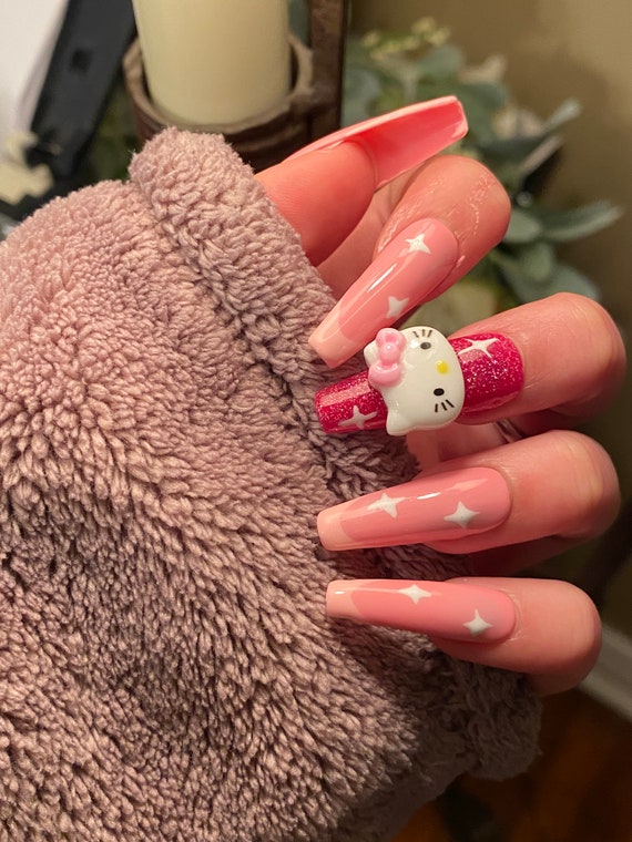 Hello Kitty Nails 💅🏻 | Gallery posted by Chloe | Lemon8