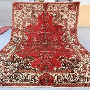6&#39;6&quot;x9&#39;6&quot; Antique Heriz Wool Area Rug – Traditional Medallion Design – Oriental Handmade Carpet – Red Vintage Style Rug for Living Room.