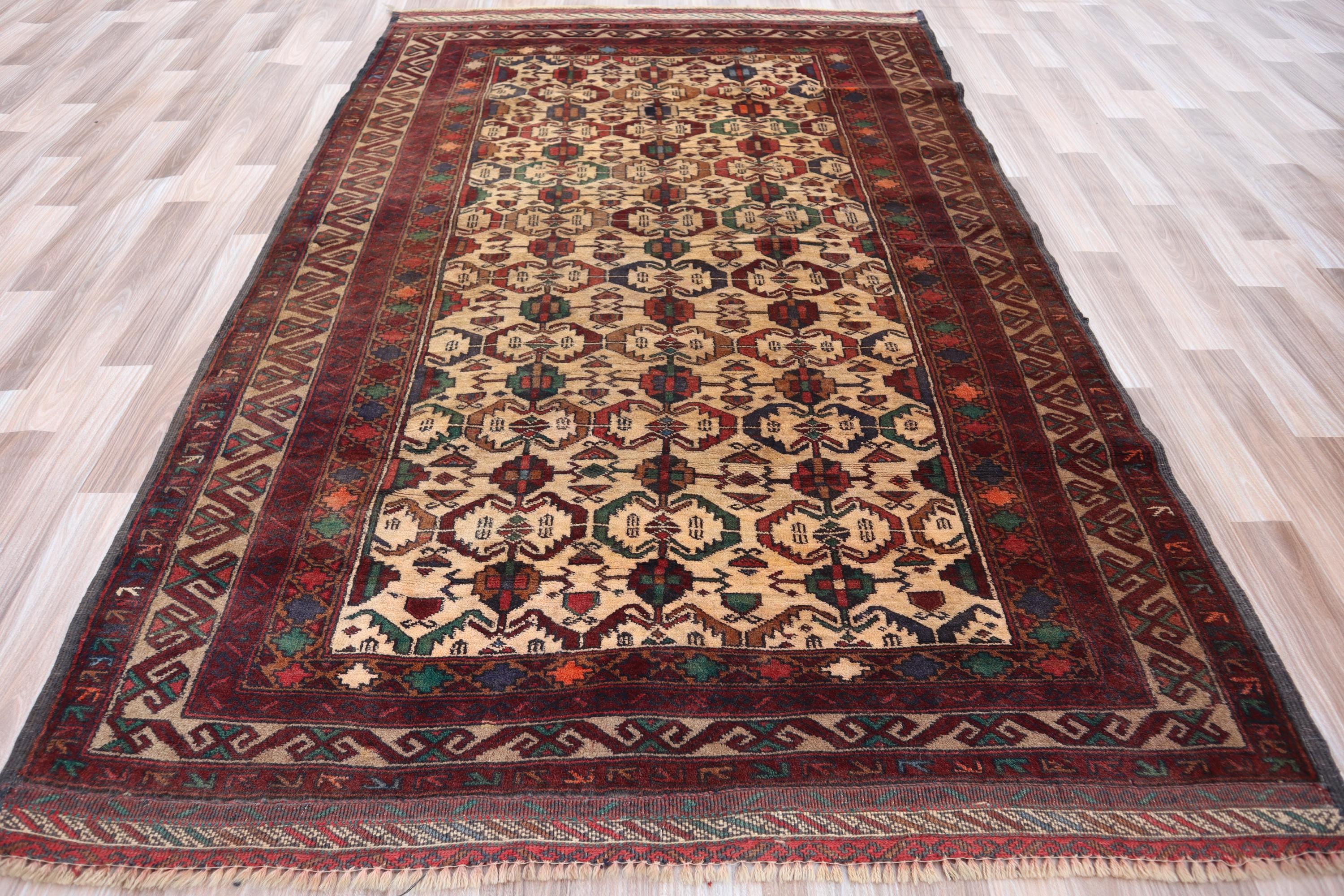 Antique sistan baluch rug