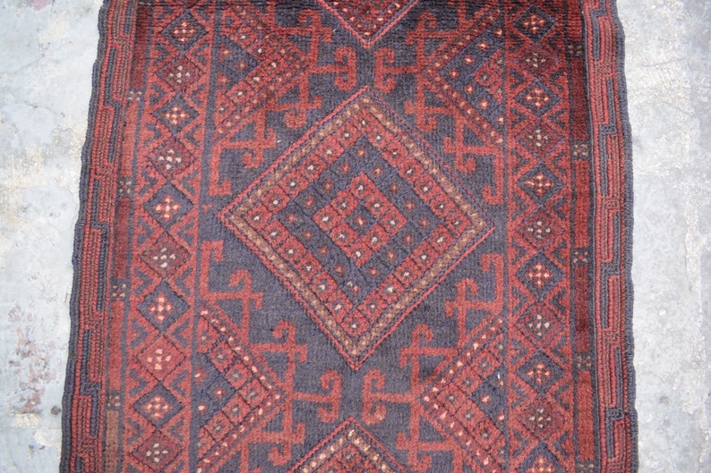 Size;- 2 X 8.10 Feet Mushkwani Rug Any Room D\u00e9cor Rug Afghan Vintage Traditional D\u00e9cor Runner Wool Rug Tropical Rug.