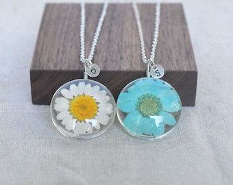 Daisy necklace,real flower necklace,initial necklace,girlfriend necklace