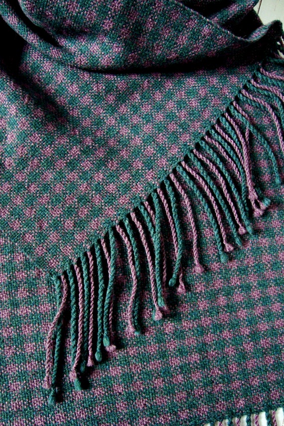 GNW Viscose Crinkled Fringe Women Scarf Shawl Wrap 19/"x68/" Lush Lilac Violet NWT