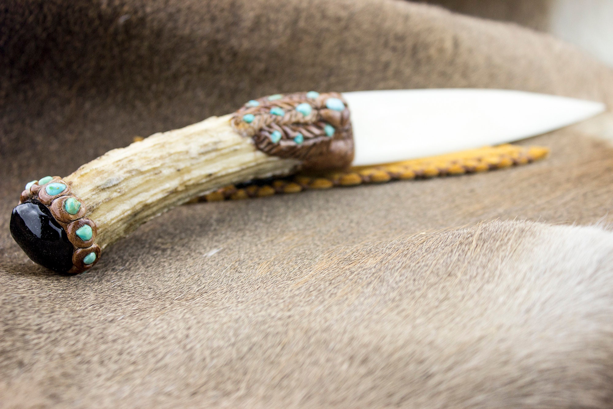 Bone Knife - Handmade Native American Deer Antler Bone Knife With