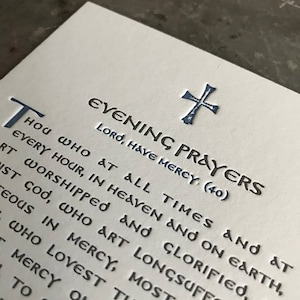 prières du soir, carte de prière typographique par poustinia press