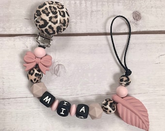 Pacifier chain with name