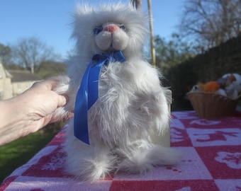 Large fluffy white bear / cat Collector's stuffed toy Limited Edition Porsche Kaycee Bears, handmade bear collector's bear, bear collectable