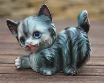 Vintage cat ornament, Foreign Japanese, Japan cute kitsch cat kitten, 1950s some flaking of paint, 3.5&quot; wide