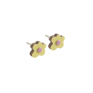 Bloom earstuds pale yellow/black. Reversible