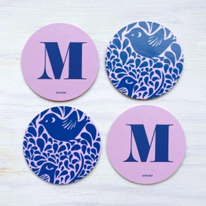 Juego de posavasos M: o elige tus propias letras o patrones del alfabeto