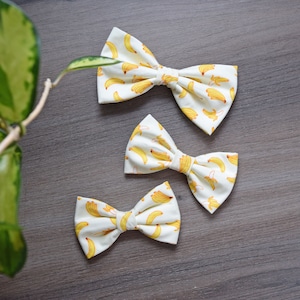 Banana Cat or Dog Bowtie - Fruit Pet Bow Tie - "Going Bananas" - Tropical Bowtie for Cat Collar - Summer Kitten/ Puppy Bowtie