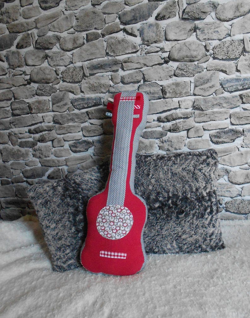 Guitare en tissus pour enfant image 2