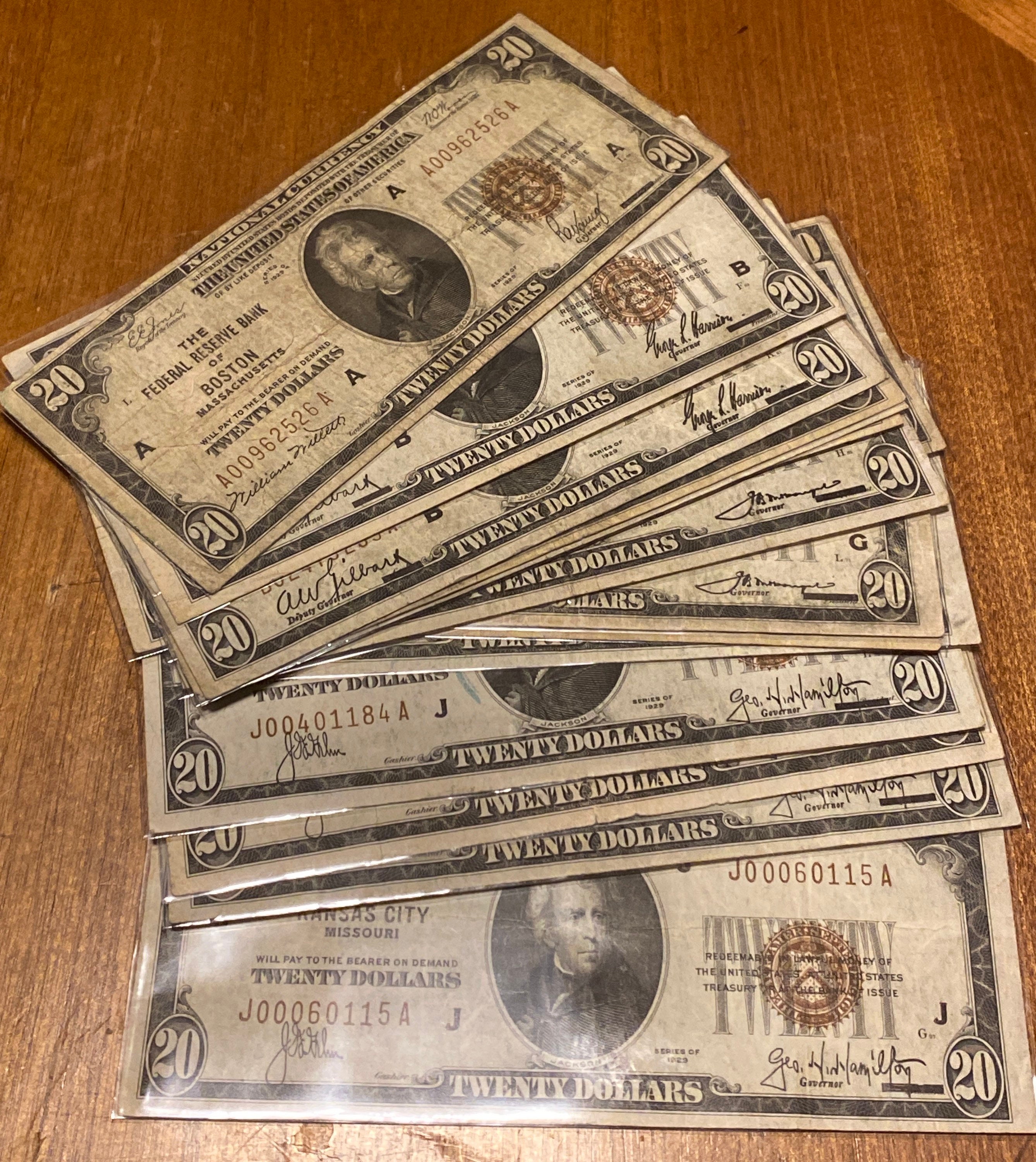 Twenty Dollar Bills Worth Money - ls1xg06