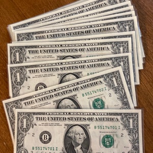 1977A One Dollar Bill Uncirculated Federal Reserve Note Consecutive FRN FREE SHIPPING cu unc 1977-A