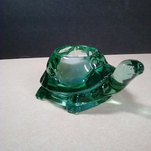 Indiana glass Spanish Green glass turtle candle holder/ paper weight
