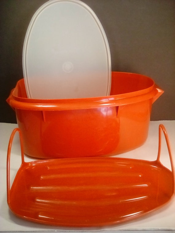 Tupperware Large Season Serve Marinade Container Paprika Orange Plastic  Food Storage Dish Meat Keeper Picnics BBQ Grilling RV Collectible 