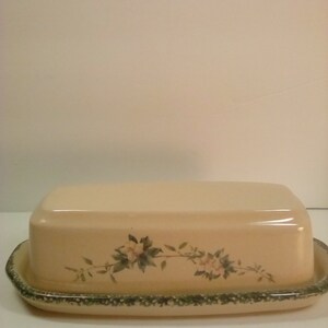 Home & Garden covered butter dish
