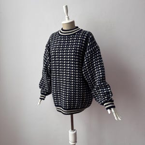 Vintage - 100% Reine Schurwolle - Rundhalsausschnitt Lockere Passform grobstrick Pullover