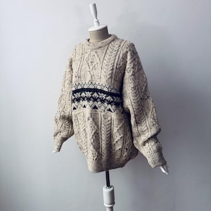 100% Reine Schurwolle - Rundhalsausschnitt Heavy Knit Chunky Beige Pullover