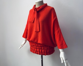 Vintage - 100% Pure Cashmere - Women's Batwing Knit Sweater with Tie Neck and Smocked Waist