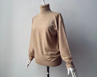 Vintage - 100% Soft Wool - Women's Relaxed Fit Turtleneck Beige Knit Sweater